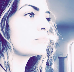 Meet your Posher, Ela